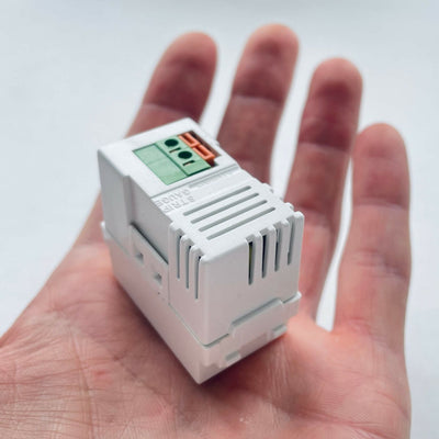230 V > USB Module P'uur
